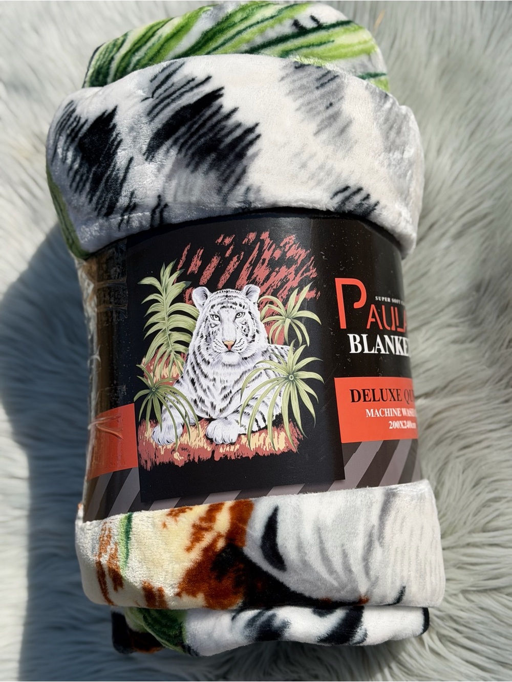 Brand New Queen size Flannel  blanket white tiger Print Ultra Soft Animal print